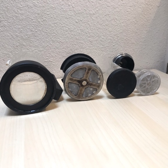 Bodum Coffee Press. Glass, Metal, Plastic. Make Delicious Coffee.EUC - Picture 5 of 6